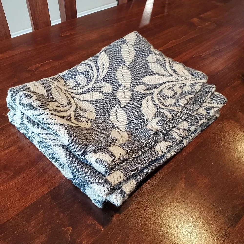 Lamont Home Blue White Floral Basket Weave 2 Standard Pillow Shams 20x26